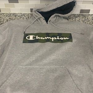 Champions men’s hoodie size medium